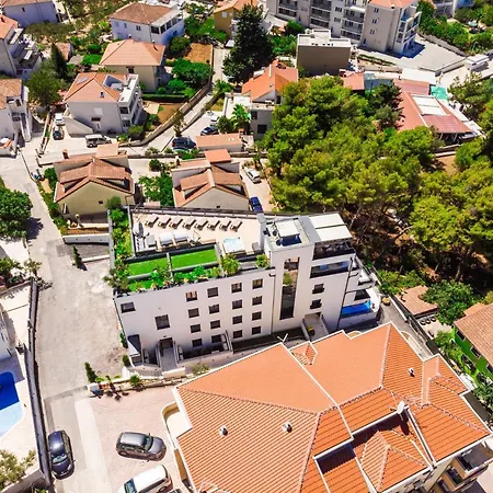 Valentina With Pool Apartment Trogir